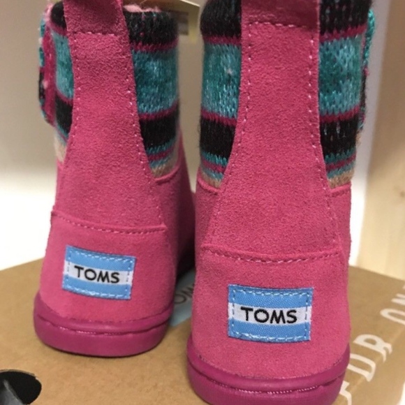 TOMS TINY Pink Suede Nepal Boots! New! - Picture 4 of 5